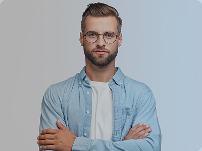 Alejandro Ruiz - Jefe de análisis financiero de AlperteriumTech